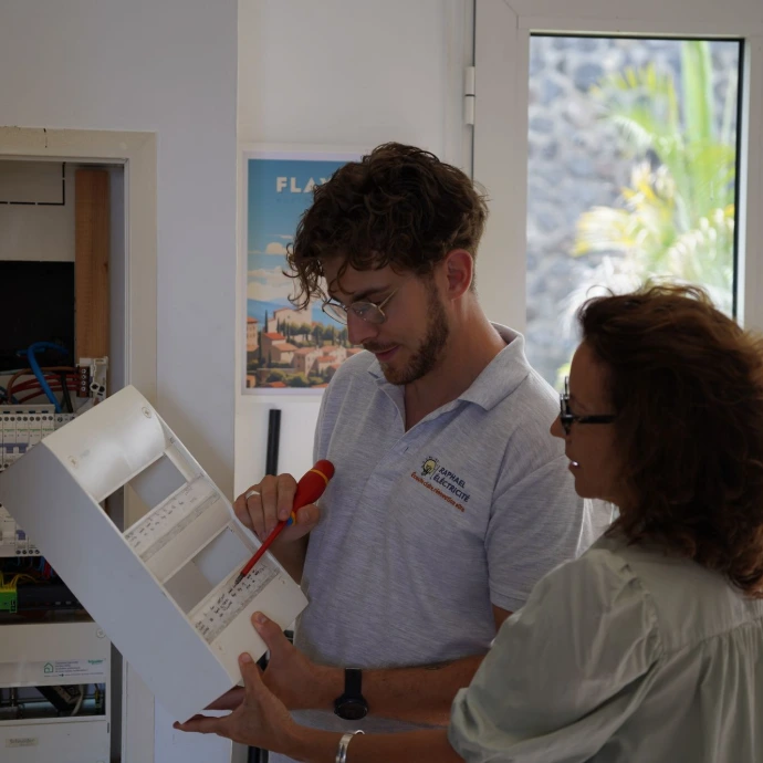 électricien à Saint-Paul La Réunion intervention dépannage électrique